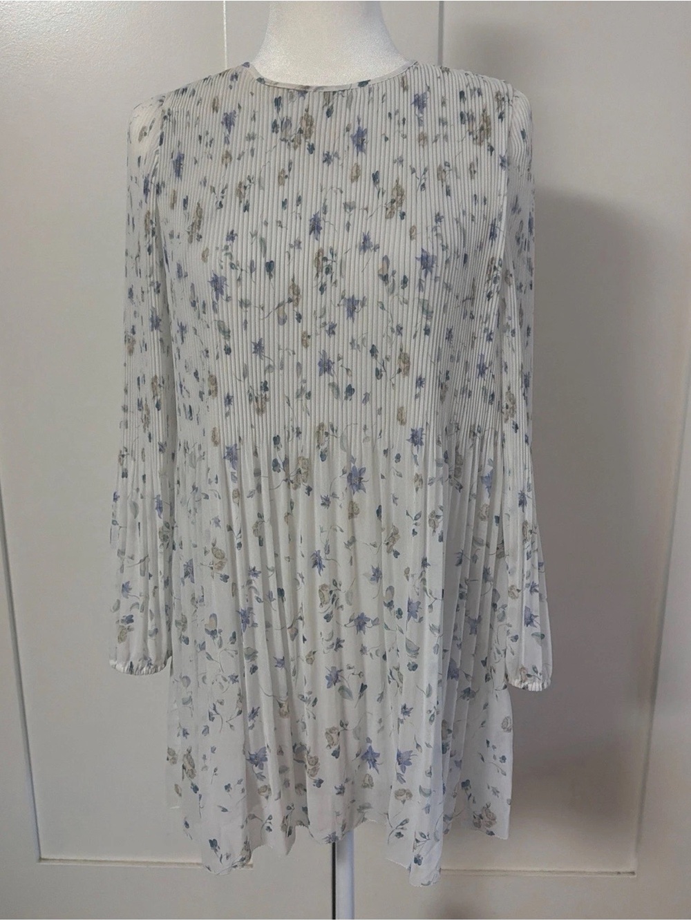 Aritzia Ivory Pleated Floral Mini Dress with Blue and Taupe Flowers